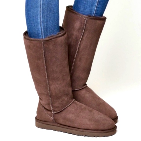 UGG Shoes - UGG Chocolate Brown. Tall Classic Boots.  Size 5